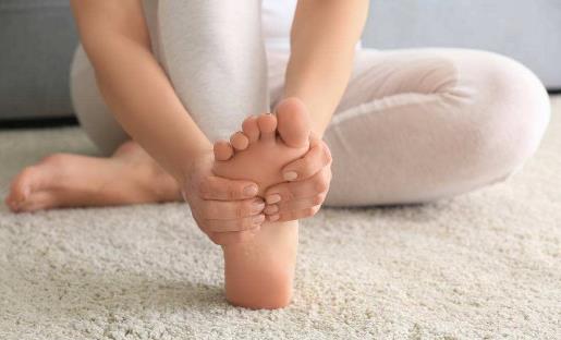 甲溝炎是什么？甲溝炎的病因是啥