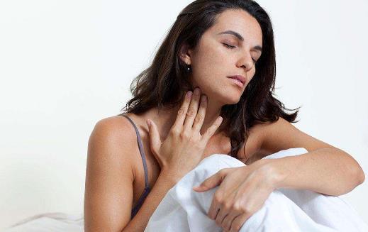 哪些疾病會(huì)引發(fā)嗓子疼