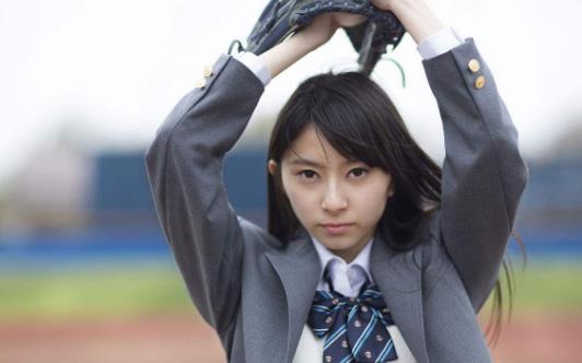 小女孩是如何蛻變成為女人的