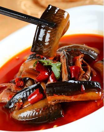 黃鱔什么季節吃最好 黃鱔魚的功效與作用 黃鱔清洗