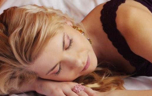 備孕女性如何解決月經量少的問題