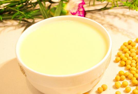 喝未煮熟的豆?jié){危害大 天天喝豆?jié){的好處和壞處