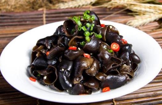 什么人不能吃木耳?木耳不能和什么一起吃