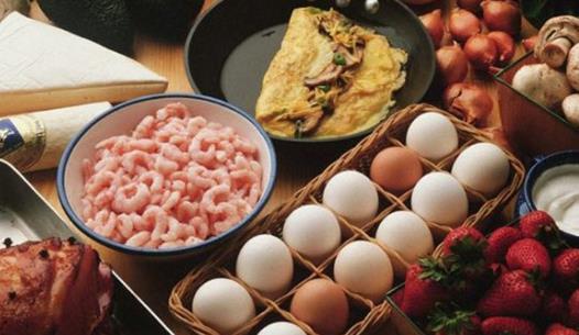 引起脫發(fā)的原因 學(xué)會(huì)這些方法遠(yuǎn)離掉頭發(fā)