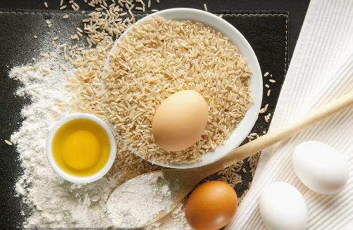 減肥時(shí)常見的4種錯(cuò)誤觀點(diǎn) 糾正你的錯(cuò)誤飲食