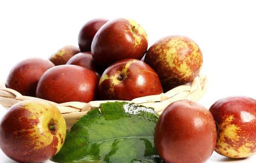 冬棗有哪些益處?醫生:冬棗的這四個功效你要知道,解酒