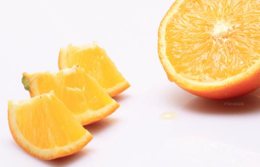 美味的香橙營養高 吃橙子可以預防中風的秘密