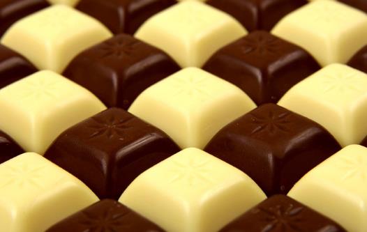 情人節送巧克力 巧克力有這些好處“單身狗”也吃些吧