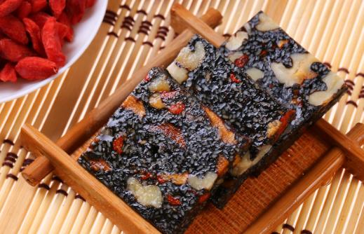 補血圣藥阿膠糕營養豐富 常年堅持服用效果最佳