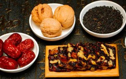 補血圣藥阿膠糕營養豐富 常年堅持服用效果最佳