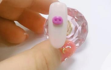 小豬美甲教程圖解 要做個(gè)精致的豬豬女孩