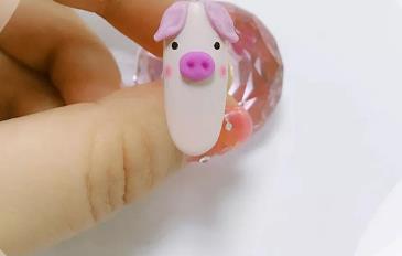 小豬美甲教程圖解 要做個(gè)精致的豬豬女孩