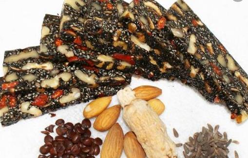 常吃阿膠膏的好處 阿膠補血滋陰潤燥止血 