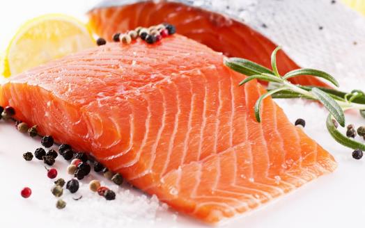 冷凍魚的營養價值 一視同仁地對待活魚和冷凍魚 