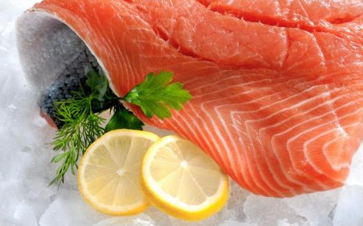 冷凍魚的營養價值 一視同仁地對待活魚和冷凍魚 