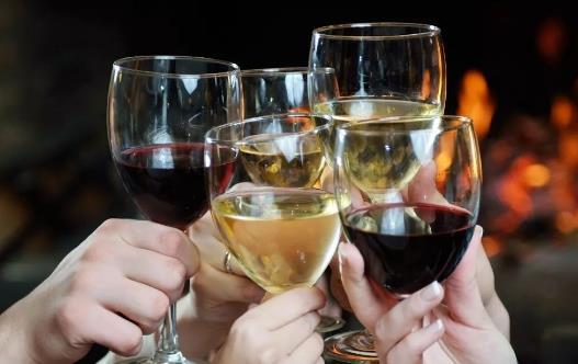 關(guān)于酒的這些傳言 來(lái)看看關(guān)于酒的真相