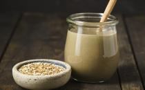 芝麻醬為補(bǔ)鈣佳品 自制黑芝麻醬的竅門