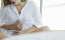 女性來月經怕冷 經期頻繁洗頭有兩大危害