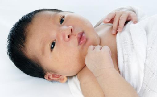 盤點(diǎn)新生寶寶的小秘密 好奇心爆棚的媽媽快收藏