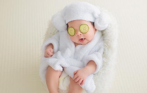 新生兒基本都是50cm高 可不是醫生隨便寫的