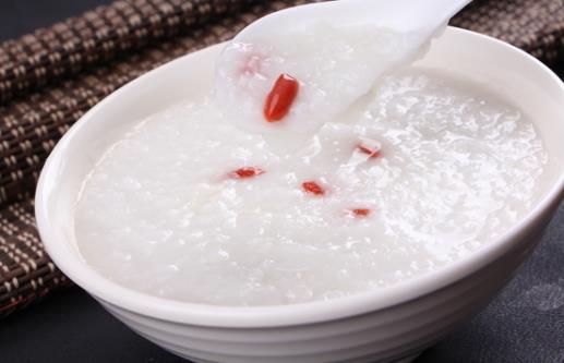 拉肚子時是否能吃雞蛋 預防腹瀉的飲食推薦