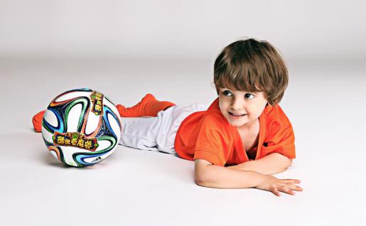 關(guān)注寶貝的10個(gè)標(biāo)志性瞬間 預(yù)示寶貝的智力發(fā)展水平