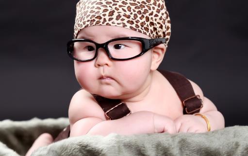 關(guān)注寶貝的10個(gè)標(biāo)志性瞬間 預(yù)示寶貝的智力發(fā)展水平