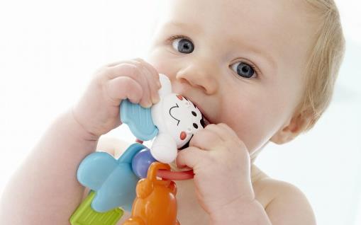 最好別讓寶寶穿二手鞋 不能用的寶寶二手物品