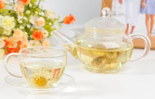 總是困倦想睡覺該怎么辦才好 三個小動作幫你提神