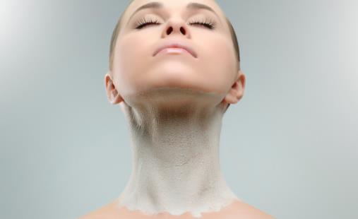 身體出現這癥狀怎么辦 甲狀腺功能減退怎么治療