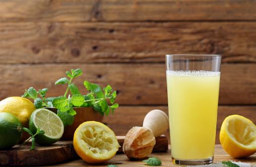 臉上出現雀斑怎么辦 試試這六種祛斑的方法