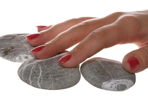 手指發麻是怎么回事？可能與這5個大病有關