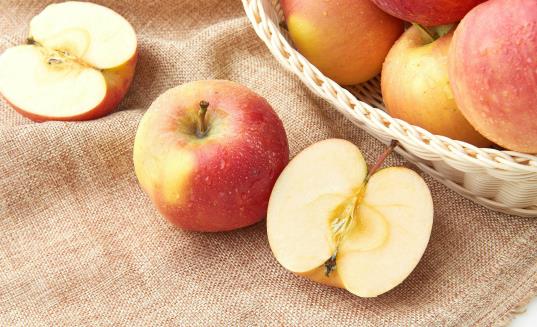 早上空腹吃蘋果不是所有人都適合 吃蘋果的禁忌