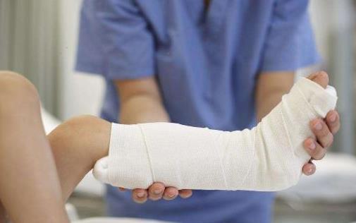 腳崴了怎樣能盡快康復