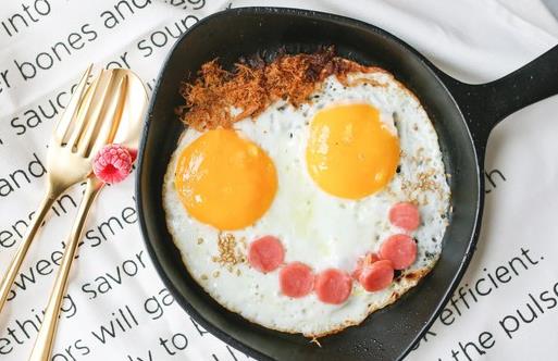 長(zhǎng)期用開(kāi)水沖雞蛋拌白糖吃，對(duì)身體有什么好處