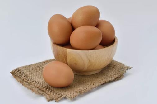 長(zhǎng)期用開(kāi)水沖雞蛋拌白糖吃，對(duì)身體有什么好處