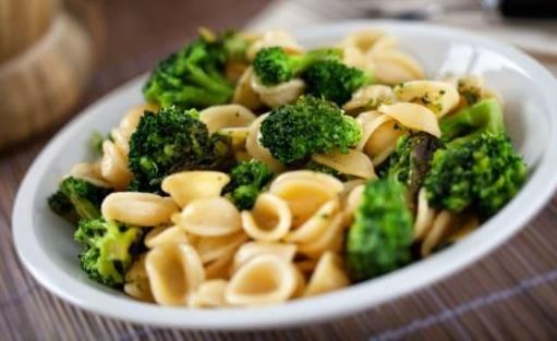 有蔬菜皇冠的西蘭花的營養價值 烹飪西蘭花時的注意事項