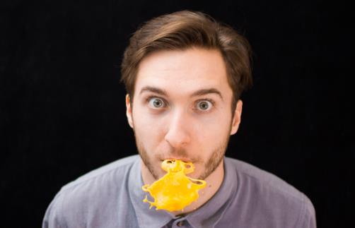 頻繁打嗝是怎么回事?主要是這5個原因