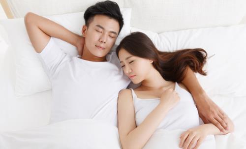 并不是睡得越多就越好 熬夜以后在白天補覺是否有用