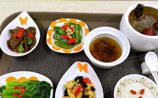 產后第一餐的飲食調養非常重要 月子食譜推薦