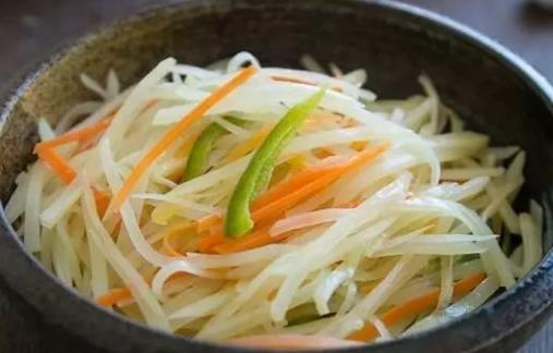 這12種切菜小技巧一定要收藏,掌握這些刀法,切什么菜都簡