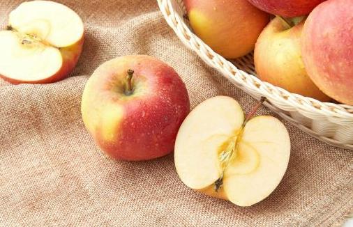 腸道廢物得不到排除影響健康 清理體內(nèi)垃圾的食品大全