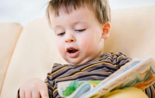 造成寶寶說(shuō)話晚的原因 教寶寶學(xué)說(shuō)話最有效的方法