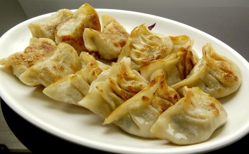 素餡餃子怎樣搭配更合理?餃子館常用的7種做法,滿滿的“