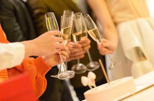 喝酒者，酒后少做4件事！喝酒時做到“3多、3少”，減少酒