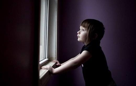 走近自閉癥兒童 治療兒童自閉癥家長的作用最重要