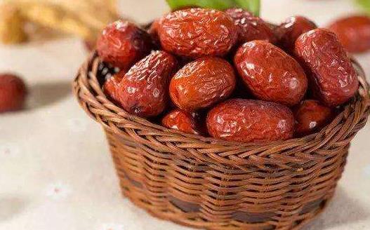日食三棗長生不老 關于吃紅棗的7個誤區