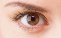 眼睛周?chē)偸浅霈F(xiàn)小疙瘩 揭秘這些小疙瘩是何物