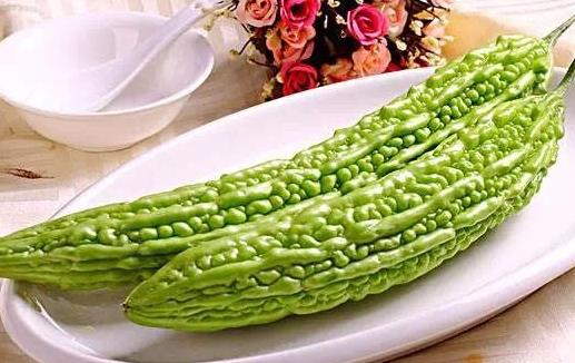 苦瓜的功效與作用 苦瓜的營養(yǎng)保健吃法