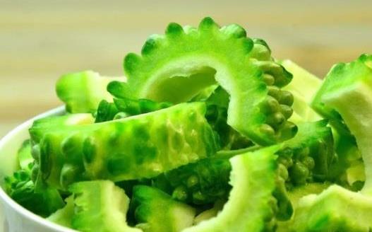 苦瓜的功效與作用 苦瓜的營養(yǎng)保健吃法